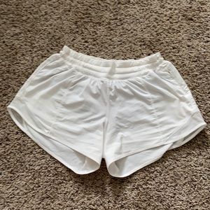 LULULEMON WHITE HOTTY HOTS